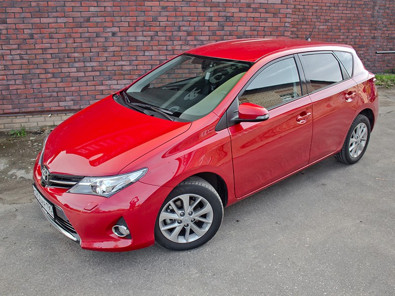 Copia de llave Toyota Auris en Benidorm