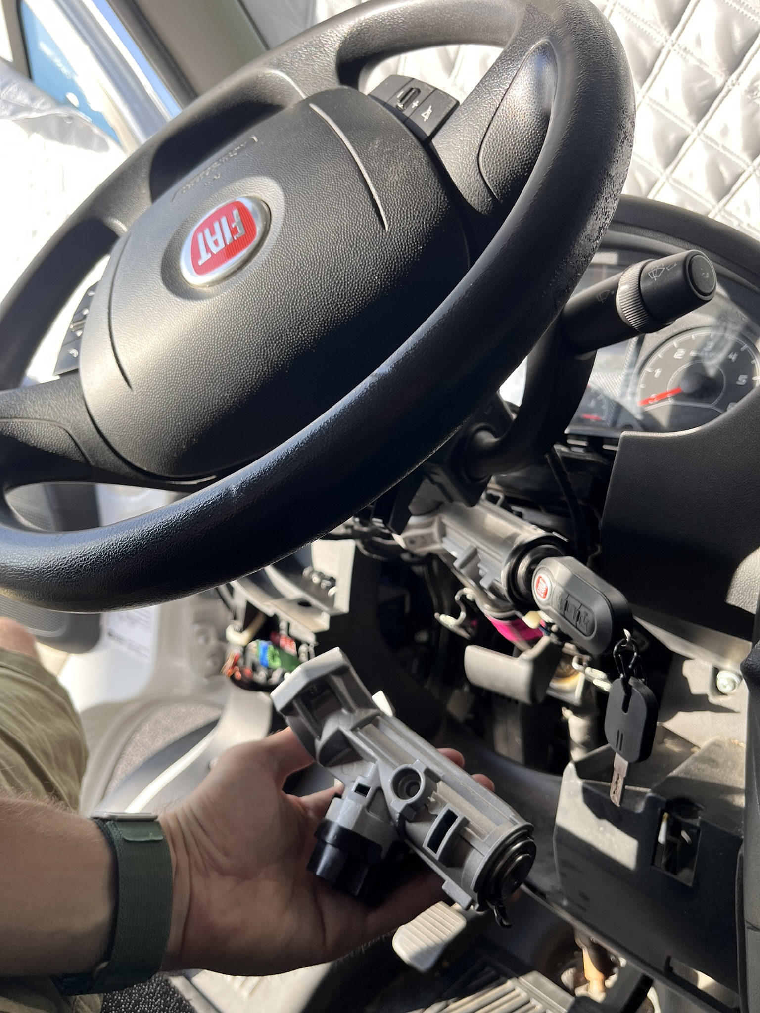 Servicio cerrajería Sella — KKKEY 24h