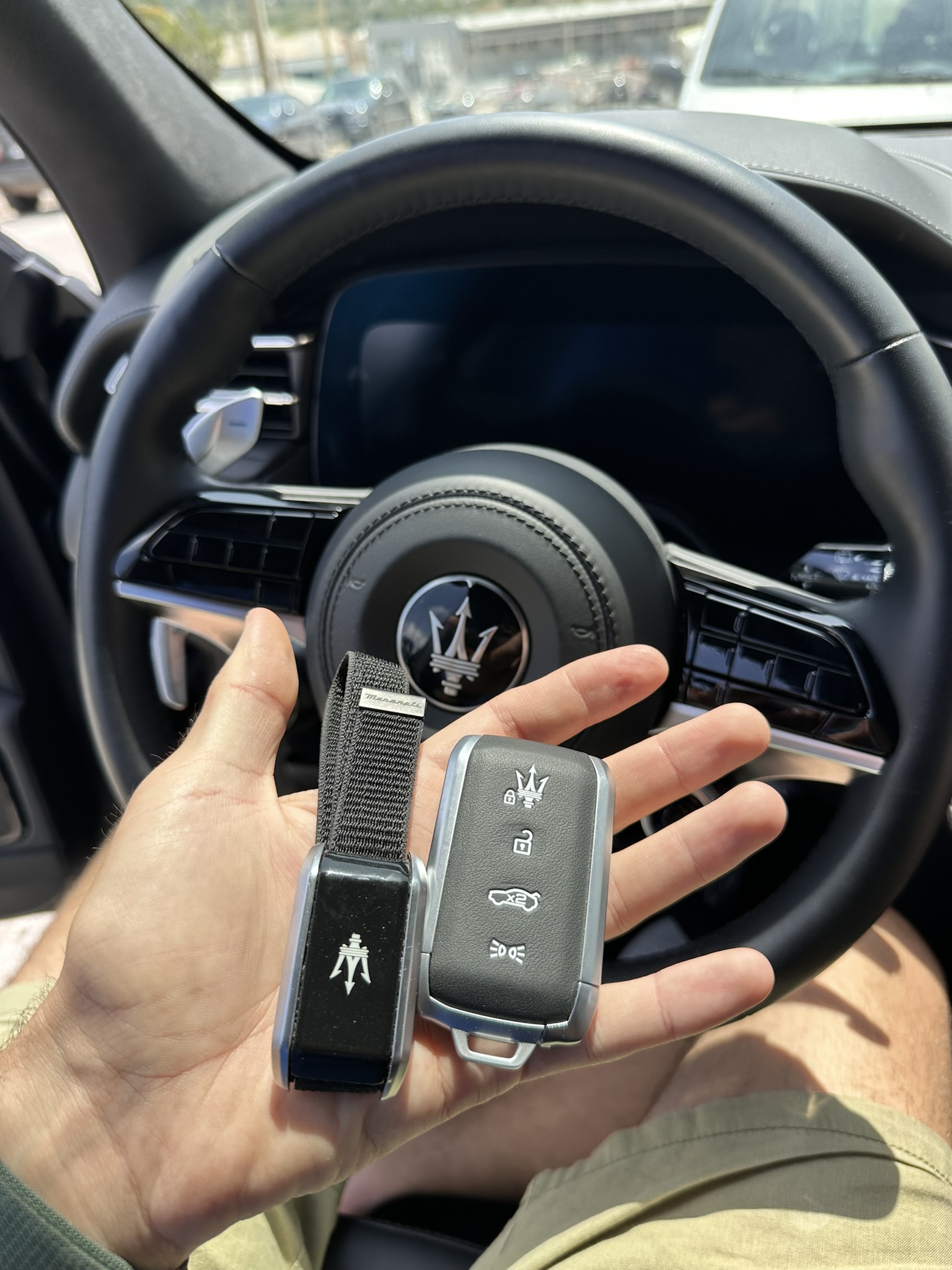 Duplicado de llave Maserati — KKKEY cerrajero Benidorm